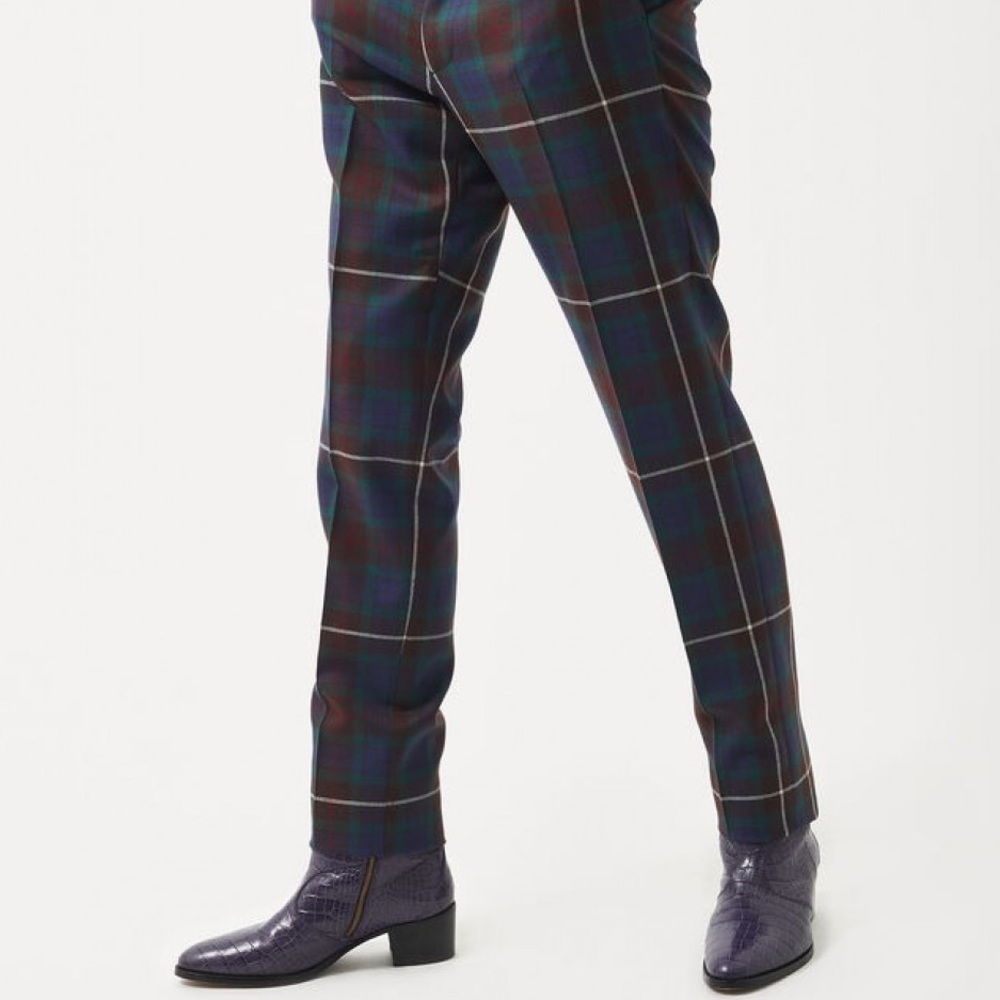 Vivienne Westwood Drunken twisted seem AW 2020 brown maroon green tartan